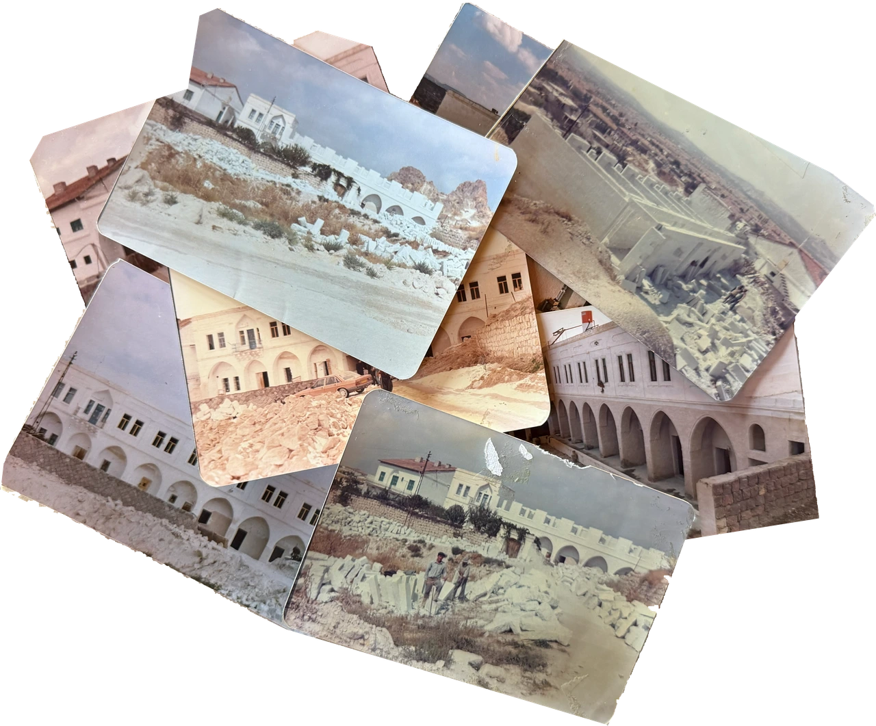 Un ensemble d’anciennes photographies de l’hôtel